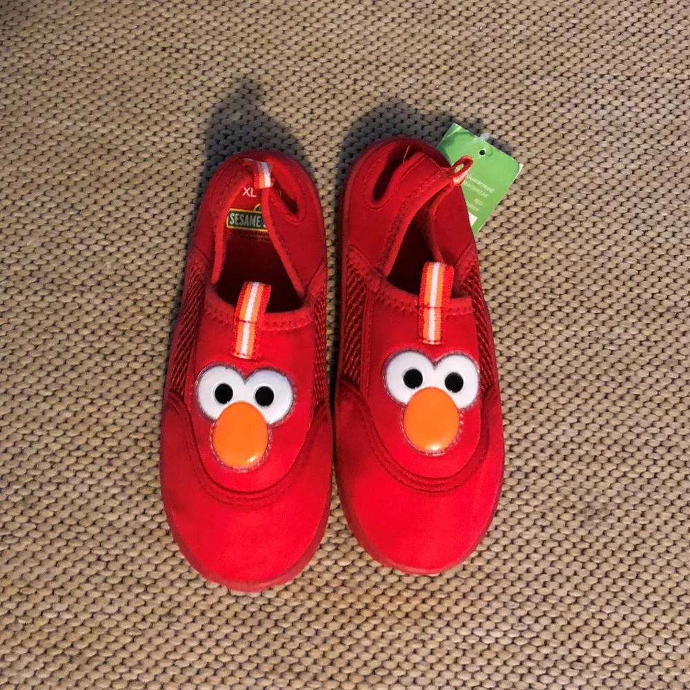 Shoes water swim Sesame Street Elmo boys/girls new size 11/12